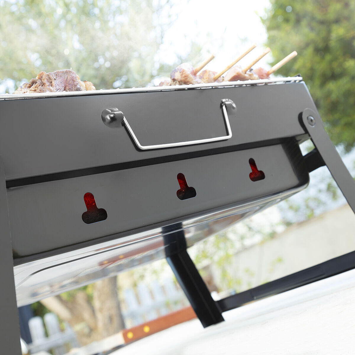 Barbacoa Plegable Portátil para Carbón BearBQ ⭐⭐⭐⭐⭐ (5/5 – 41 opiniones)